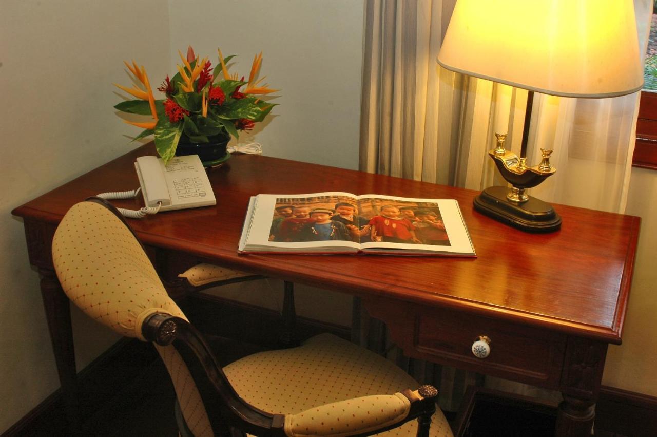 Settha Palace Hotel Vientiane Dış mekan fotoğraf