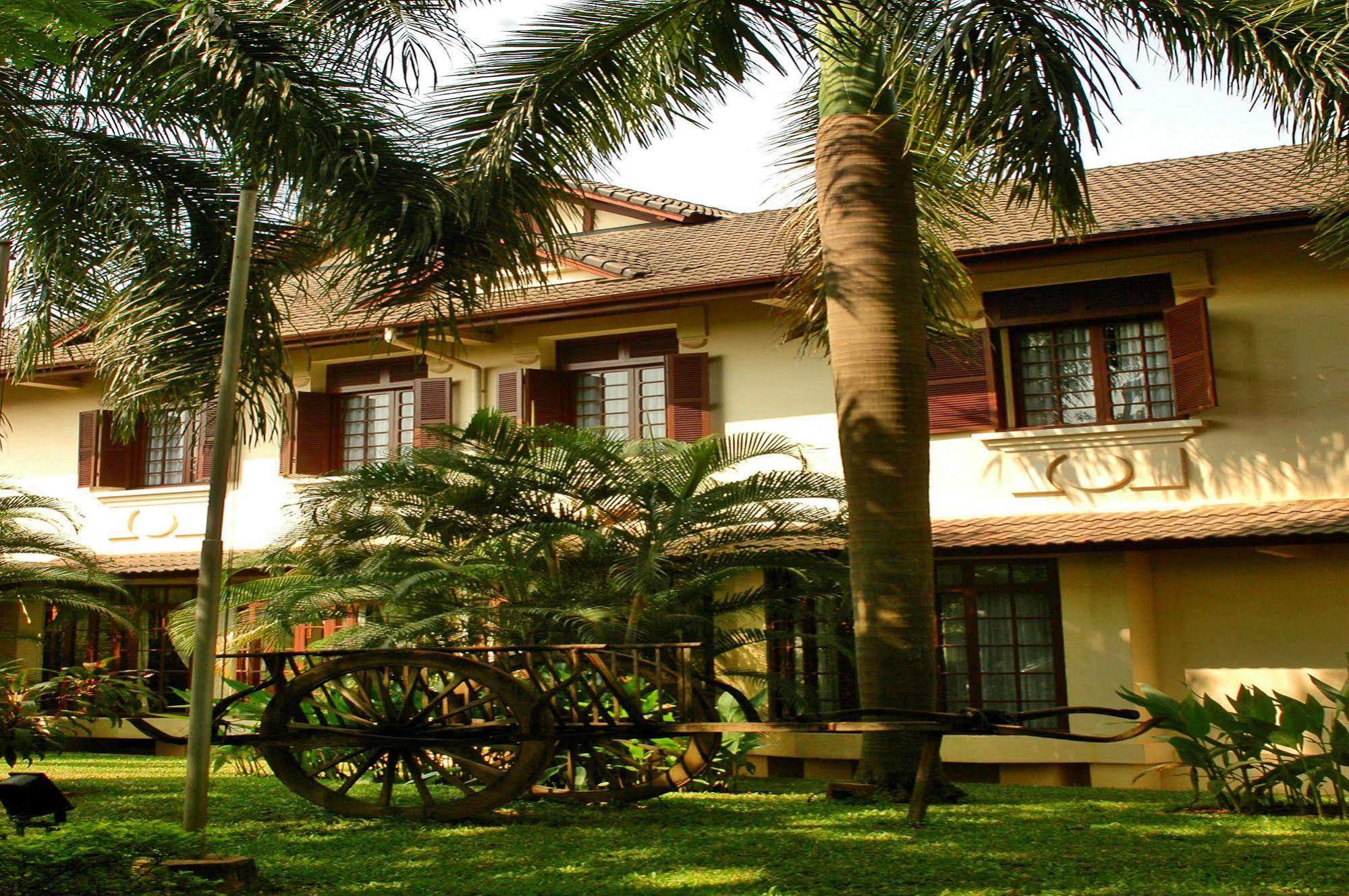 Settha Palace Hotel Vientiane Dış mekan fotoğraf